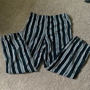 L black and white stripe pants